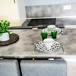 דירה Francesca - By Foot Terrace - By Tgb *